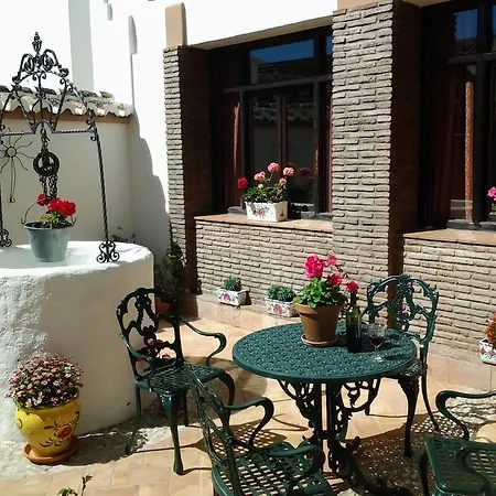 Casa Grande De 3* El Burgo