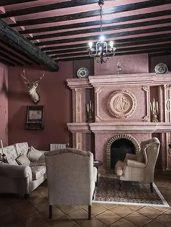 Casa Grande De 3* El Burgo